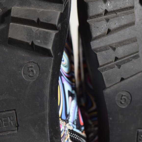 Steve Madden  Women's Size 5Jrock Colorful 70s Swirl  Lace Zip Combat Boots used - Picture 7 of 7